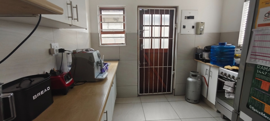 3 Bedroom Property for Sale in Strandfontein Village Western Cape